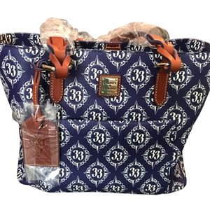 Doonie & Bourke Disney Club 33 Purse Brand New